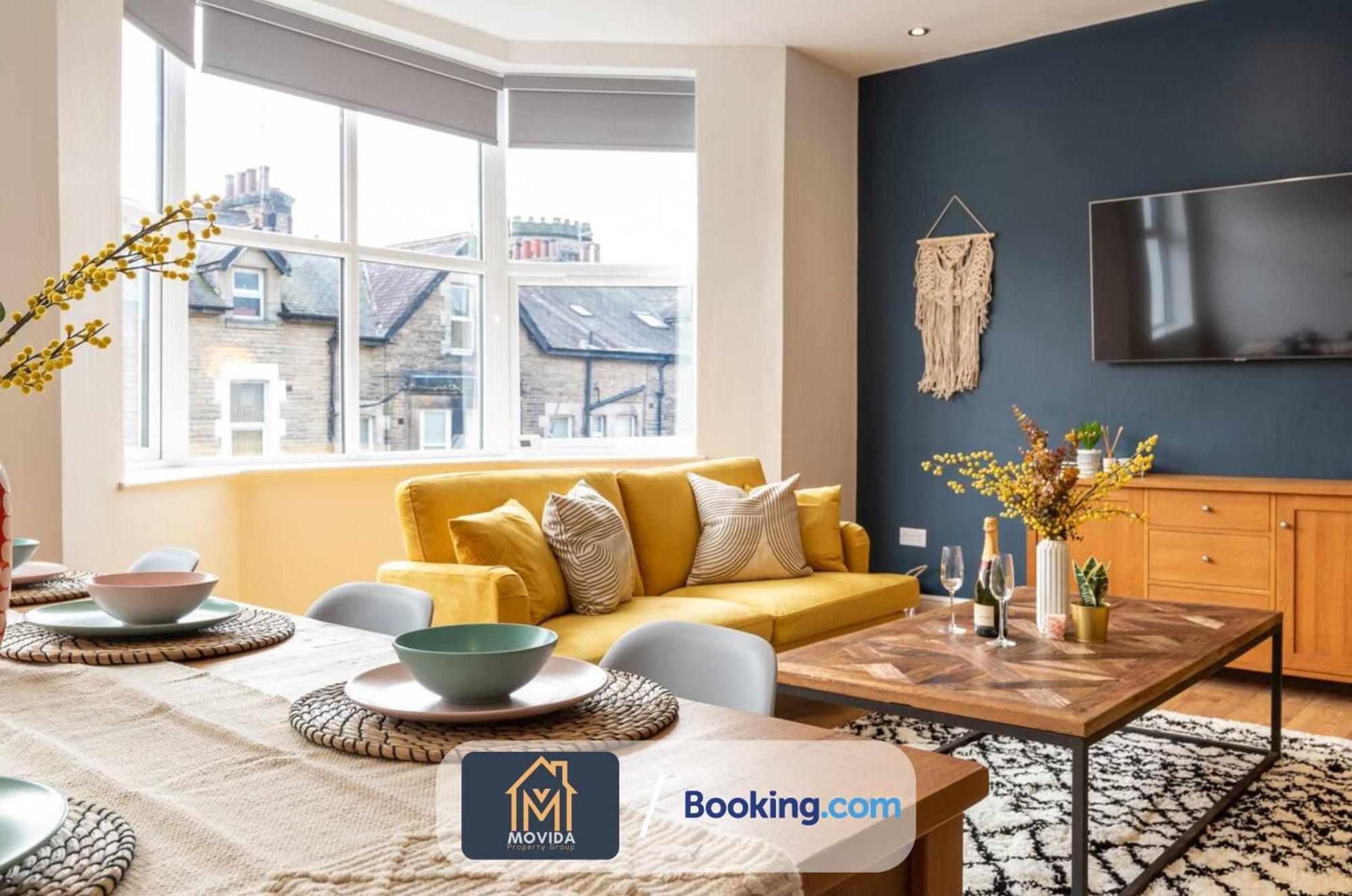 Central Elegant Three Bed Duplex By Movida Property Group Short Lets & Serviced Accommodation Harrogate Kültér fotó
