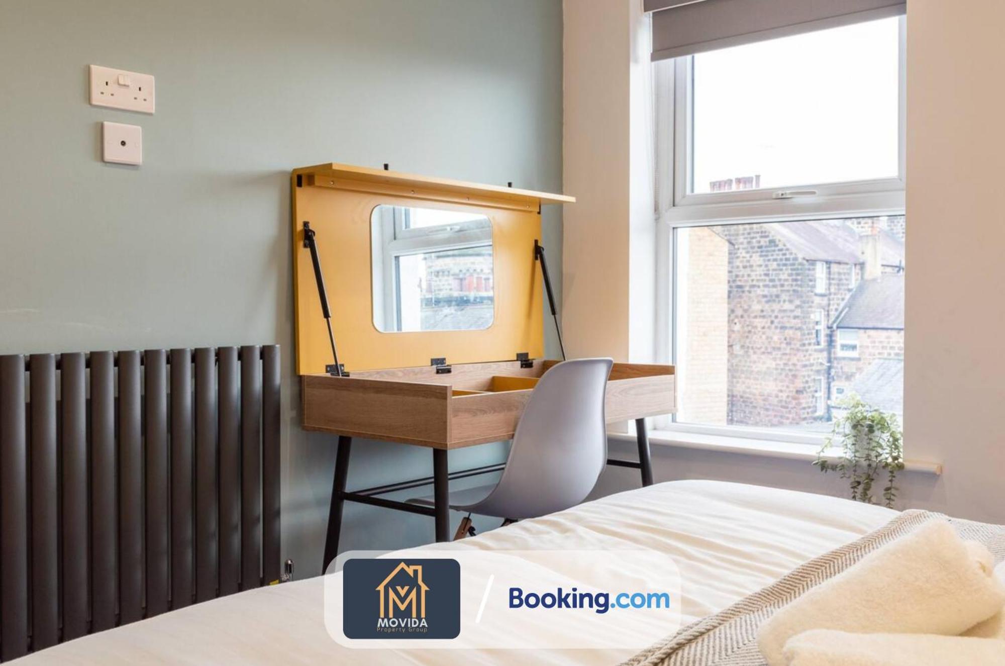 Central Elegant Three Bed Duplex By Movida Property Group Short Lets & Serviced Accommodation Harrogate Kültér fotó