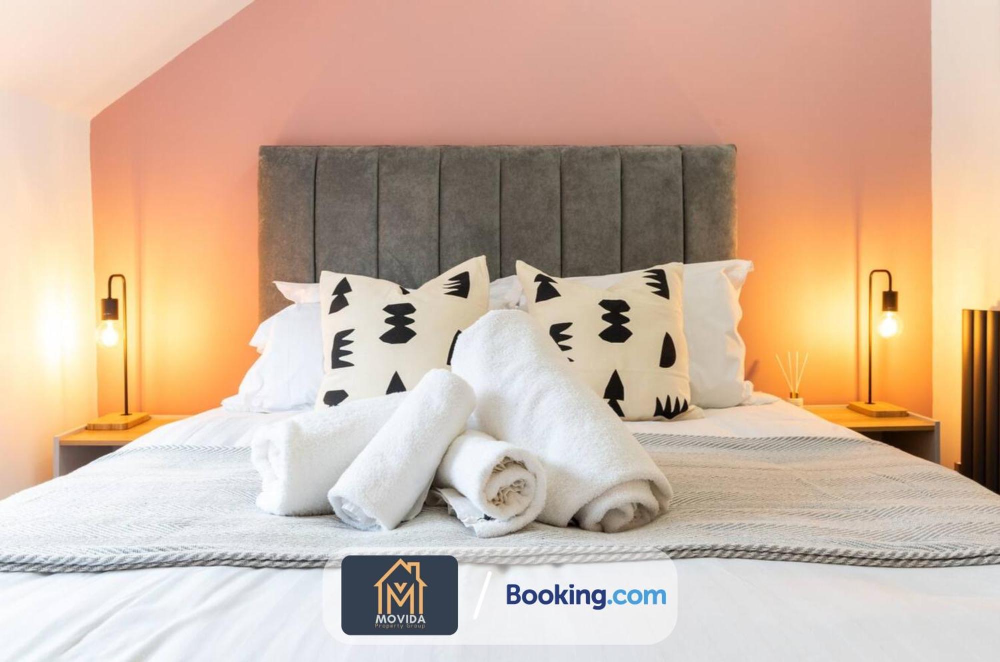 Central Elegant Three Bed Duplex By Movida Property Group Short Lets & Serviced Accommodation Harrogate Kültér fotó