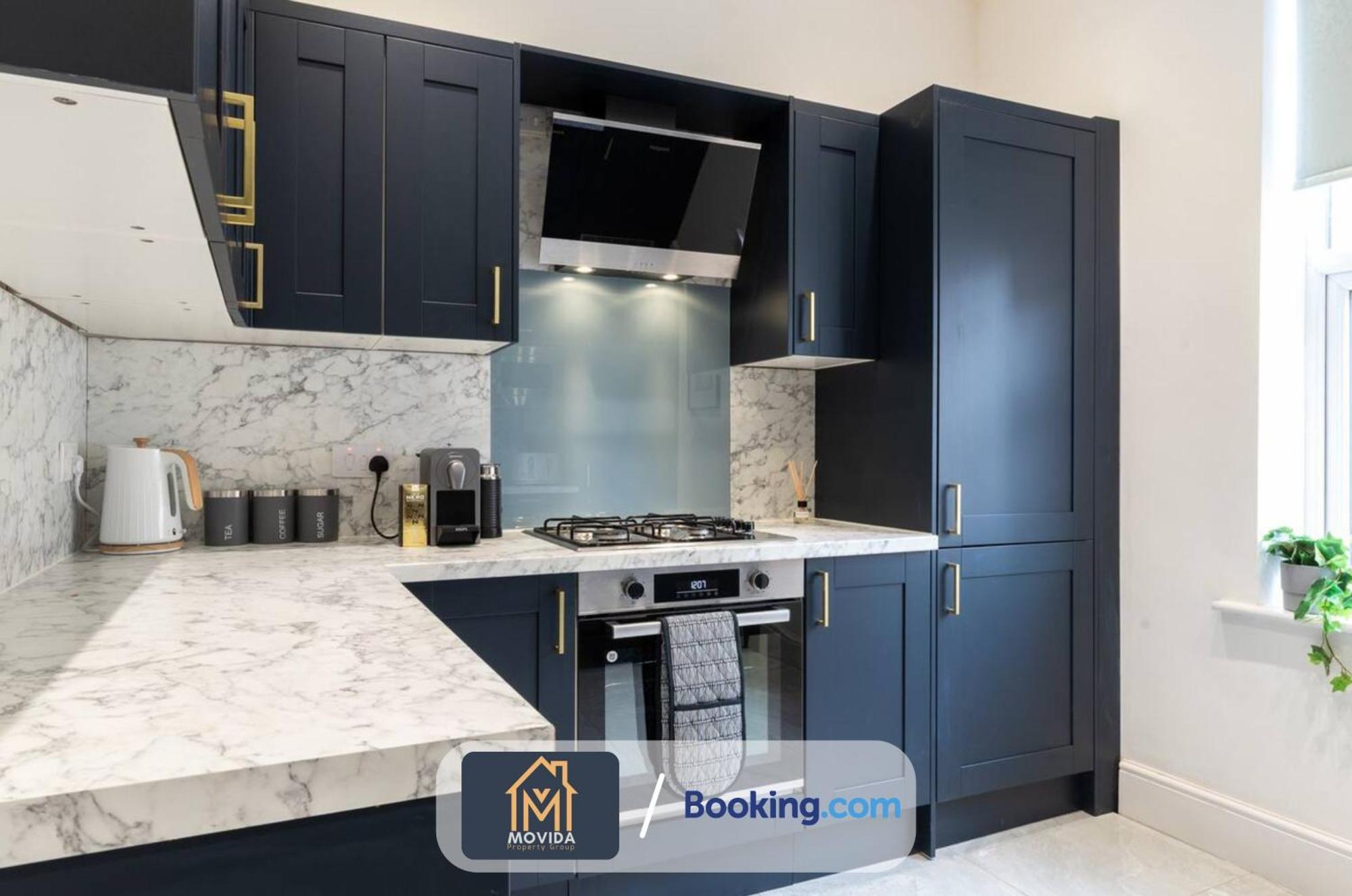 Central Elegant Three Bed Duplex By Movida Property Group Short Lets & Serviced Accommodation Harrogate Kültér fotó