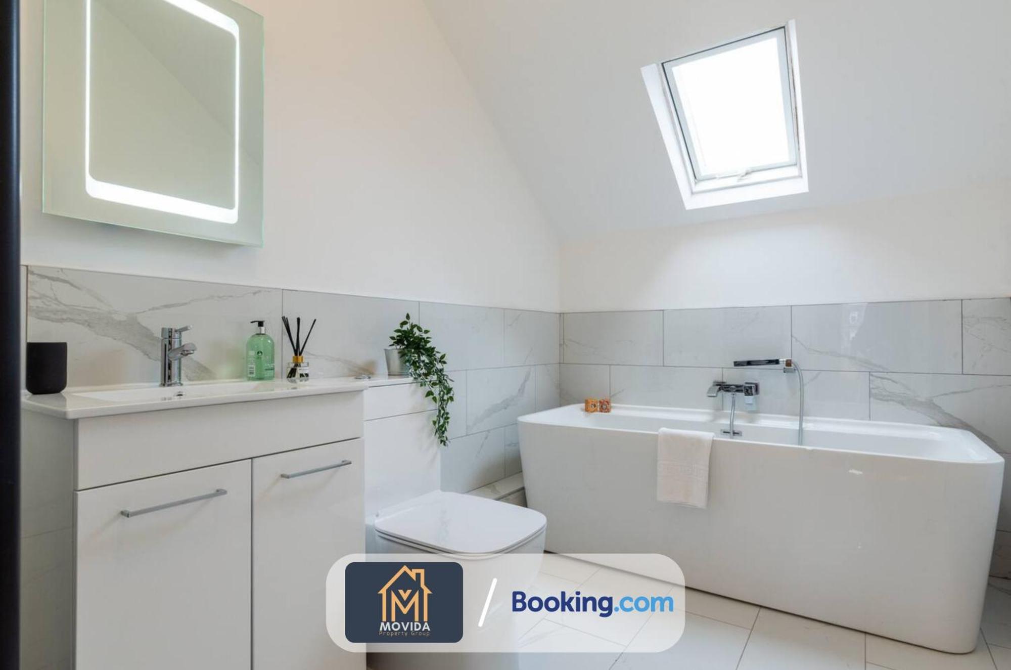 Central Elegant Three Bed Duplex By Movida Property Group Short Lets & Serviced Accommodation Harrogate Kültér fotó